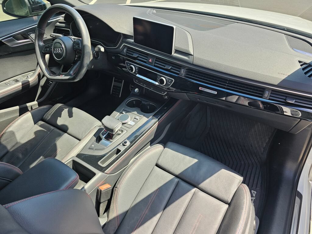 Used 2018 Audi A4 2.0T Premium Plus w/ Premium Plus Package AWD/4WD image 12