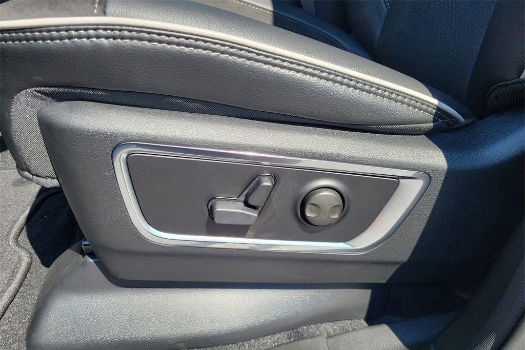 New 2026 RAM 1500 Laramie w/ Sport Appearance Package image 18