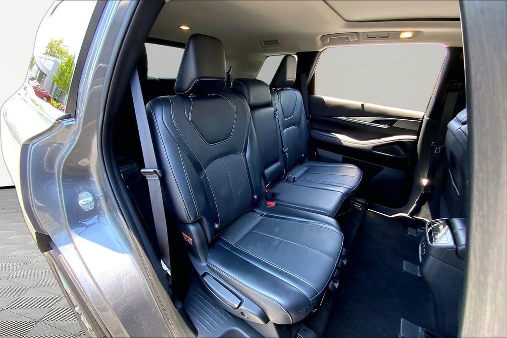 Used 2023 INFINITI QX60 Luxe AWD/4WD image 17