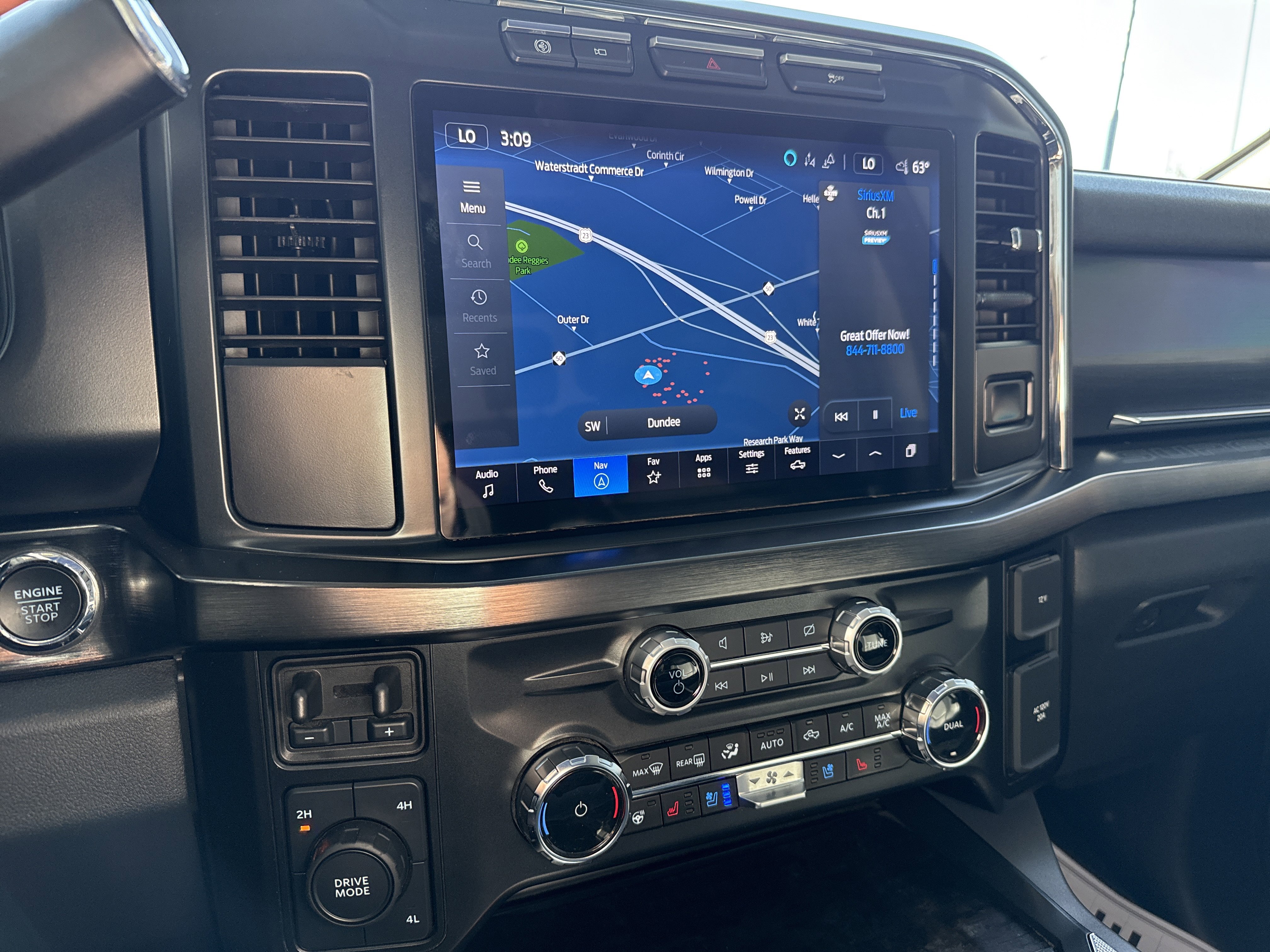 Used 2024 Ford F350 Lariat w/ Black Appearance Package image 27