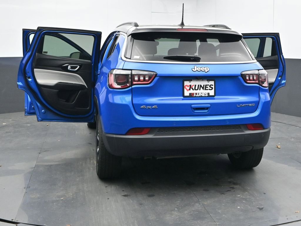 Used 2025 Jeep Compass Limited AWD/4WD image 57