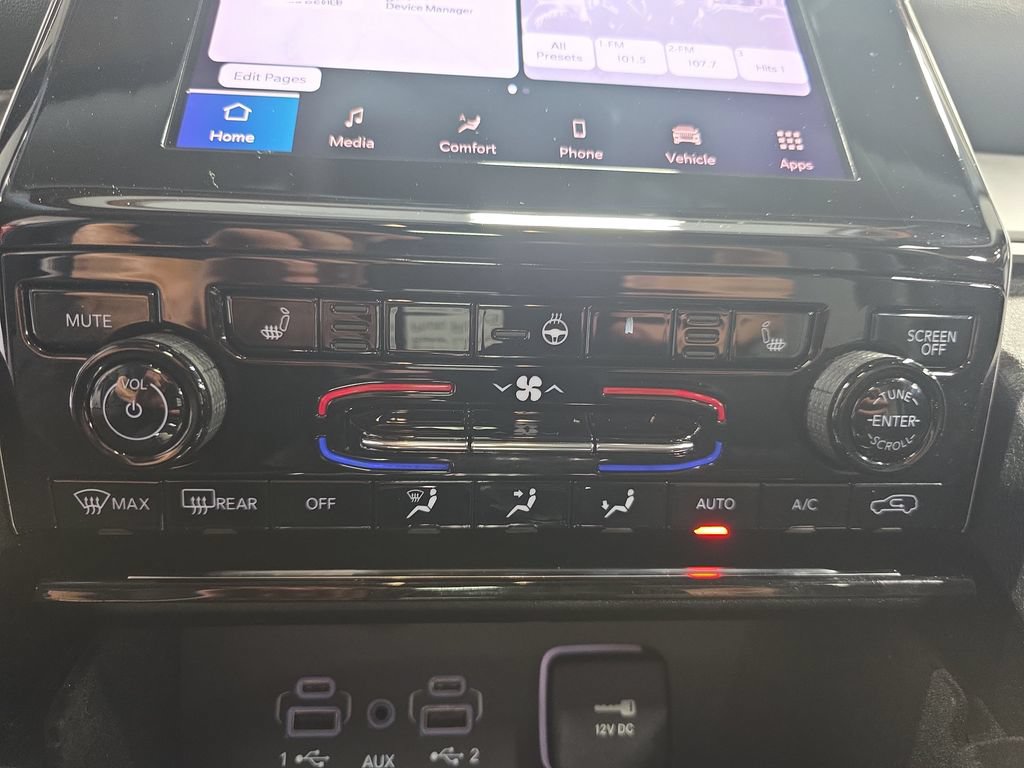 Used 2022 Jeep Grand Cherokee L Limited AWD/4WD image 23