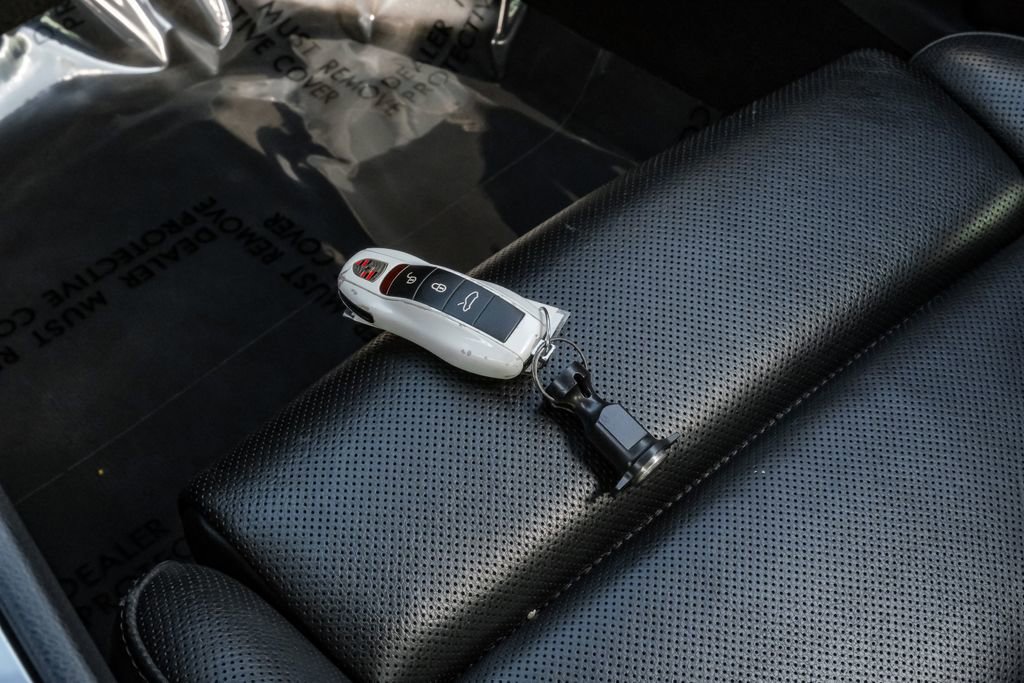 Used 2013 Porsche 911 Carrera image 58