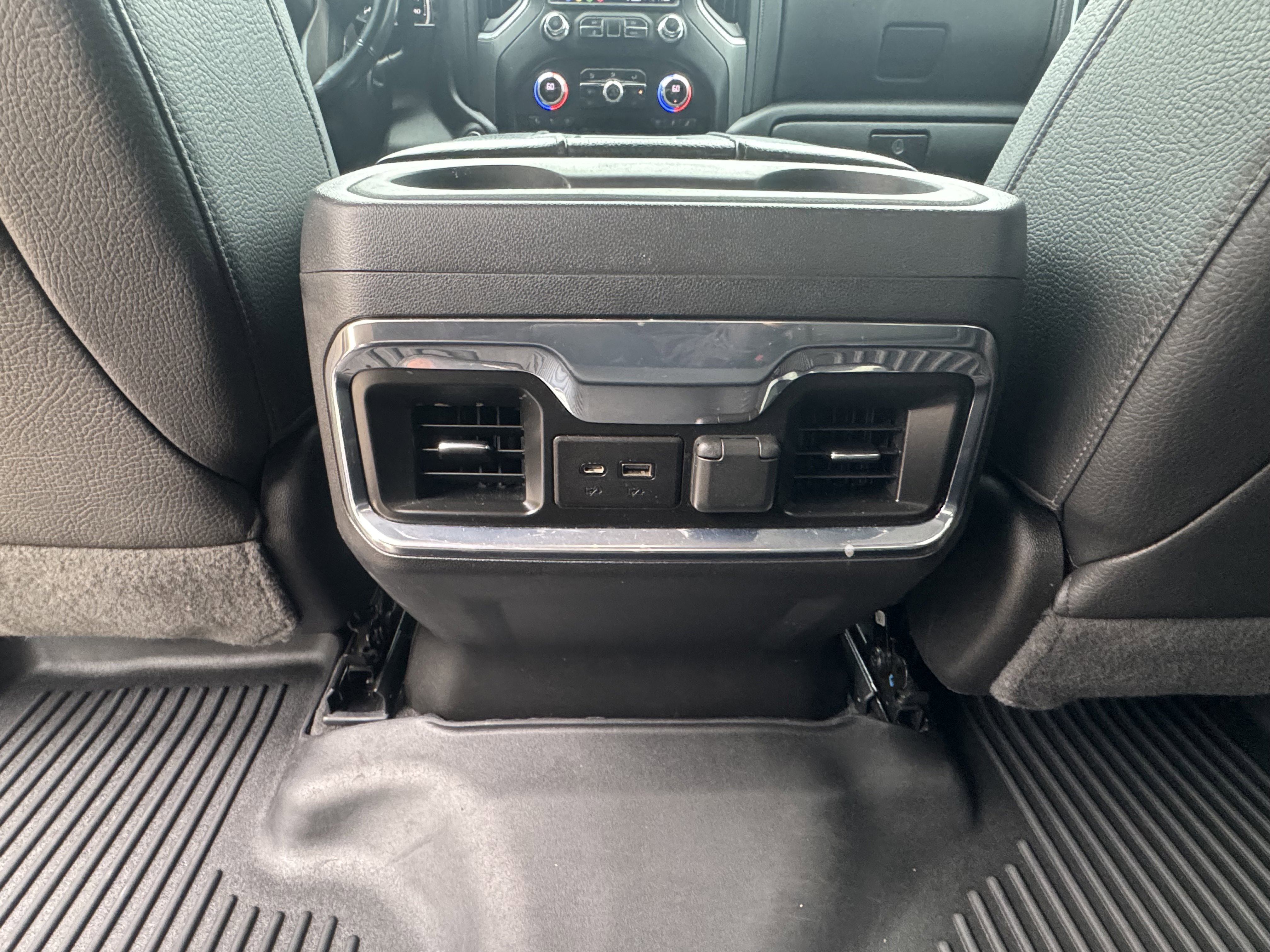 Used 2022 GMC Sierra 2500 Denali image 8