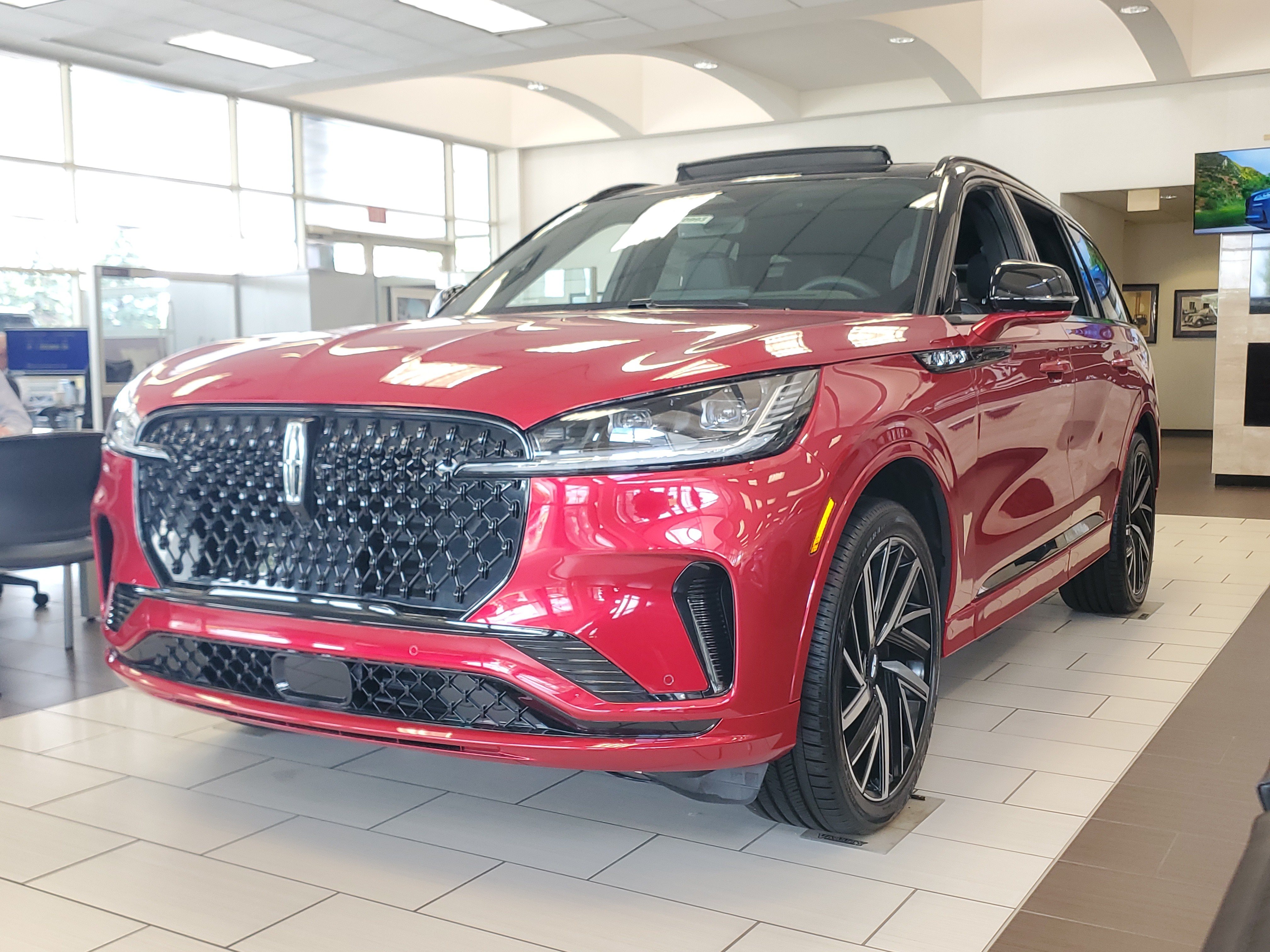 New 2026 Lincoln Aviator Black Label w/ Black Label Special Edition AWD/4WD video 2