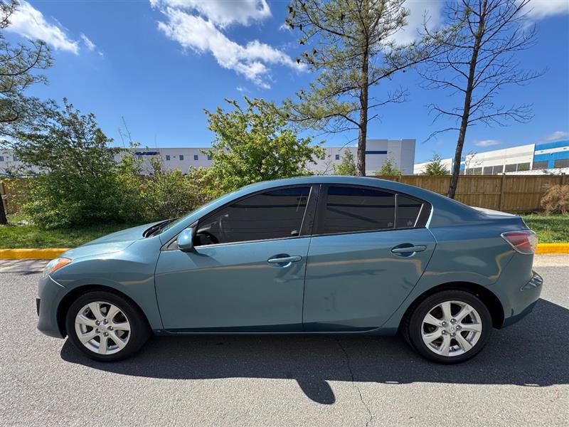 Used 2010 MAZDA MAZDA3 i Touring FWD image 3