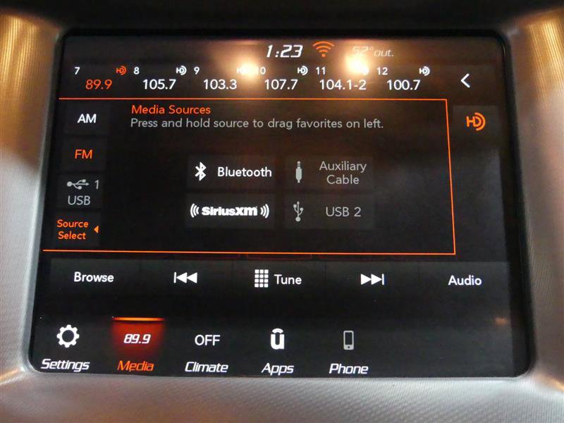 Used 2023 Dodge Charger SXT image 37