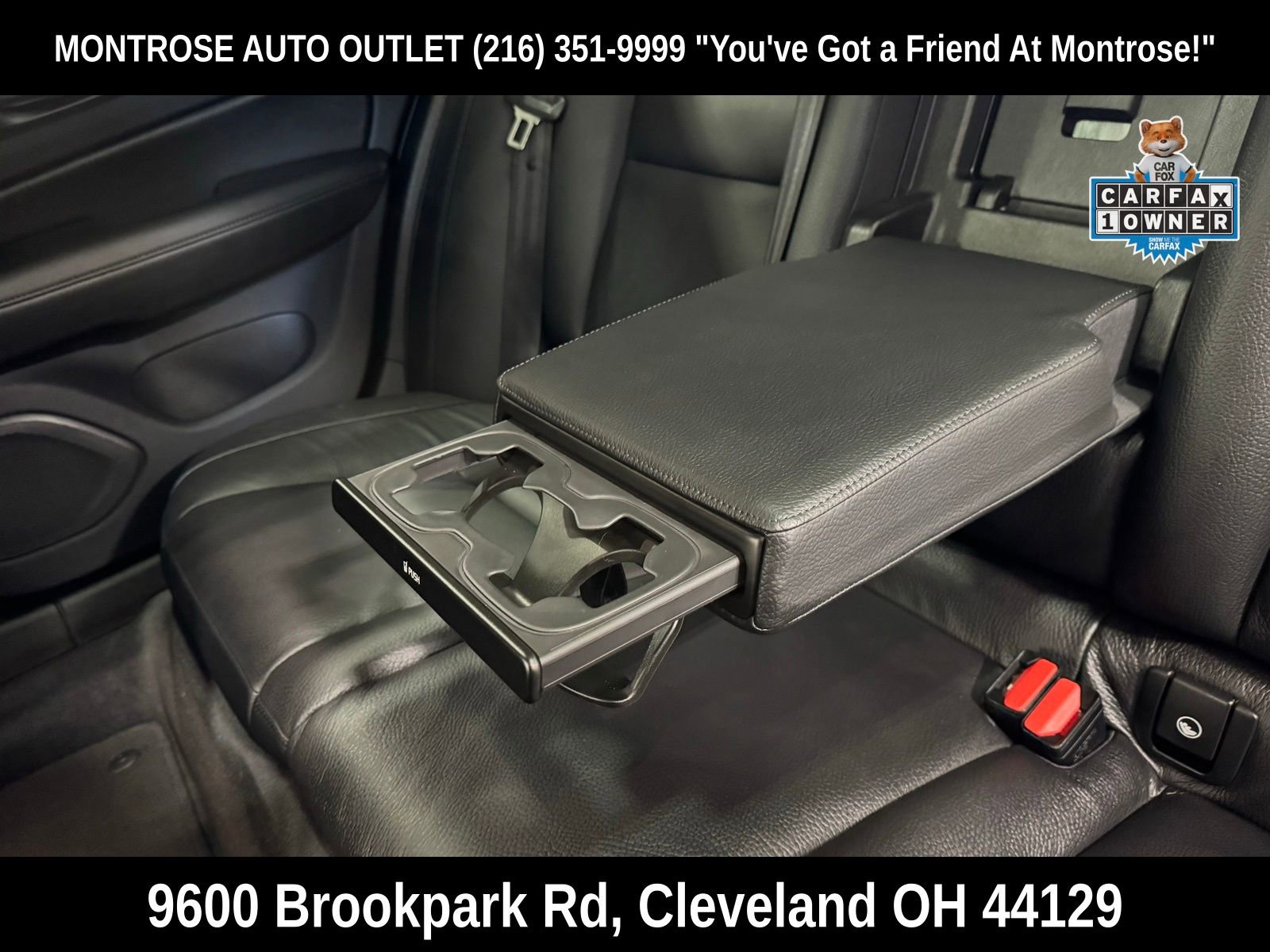 Used 2025 Volvo V60 B5 Cross Country Plus image 35