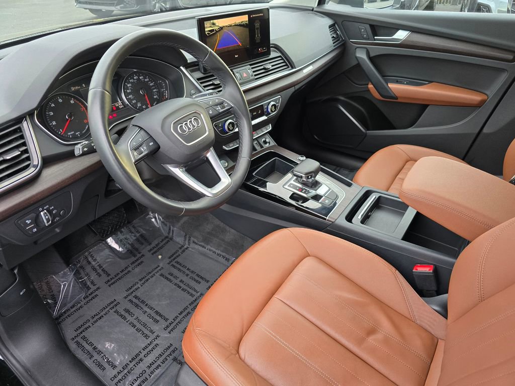 Used 2022 Audi Q5 2.0T Premium w/ Convenience Package image 10