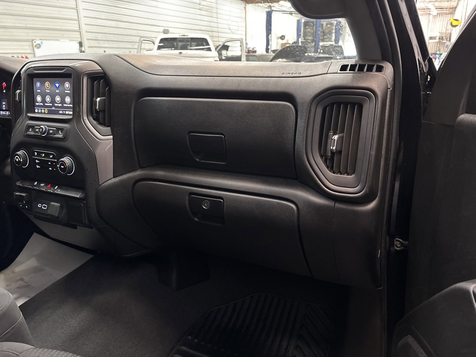 Used 2021 Chevrolet Silverado 1500 Custom Trail Boss image 28
