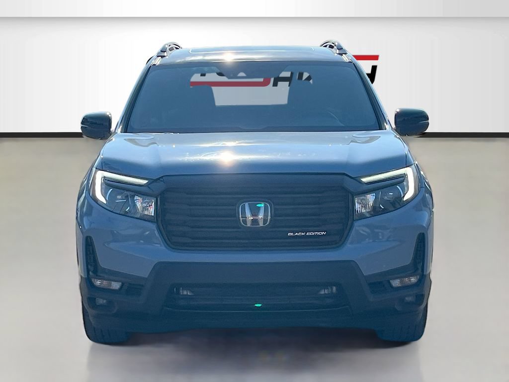 Used 2024 Honda Passport Black Edition image 2