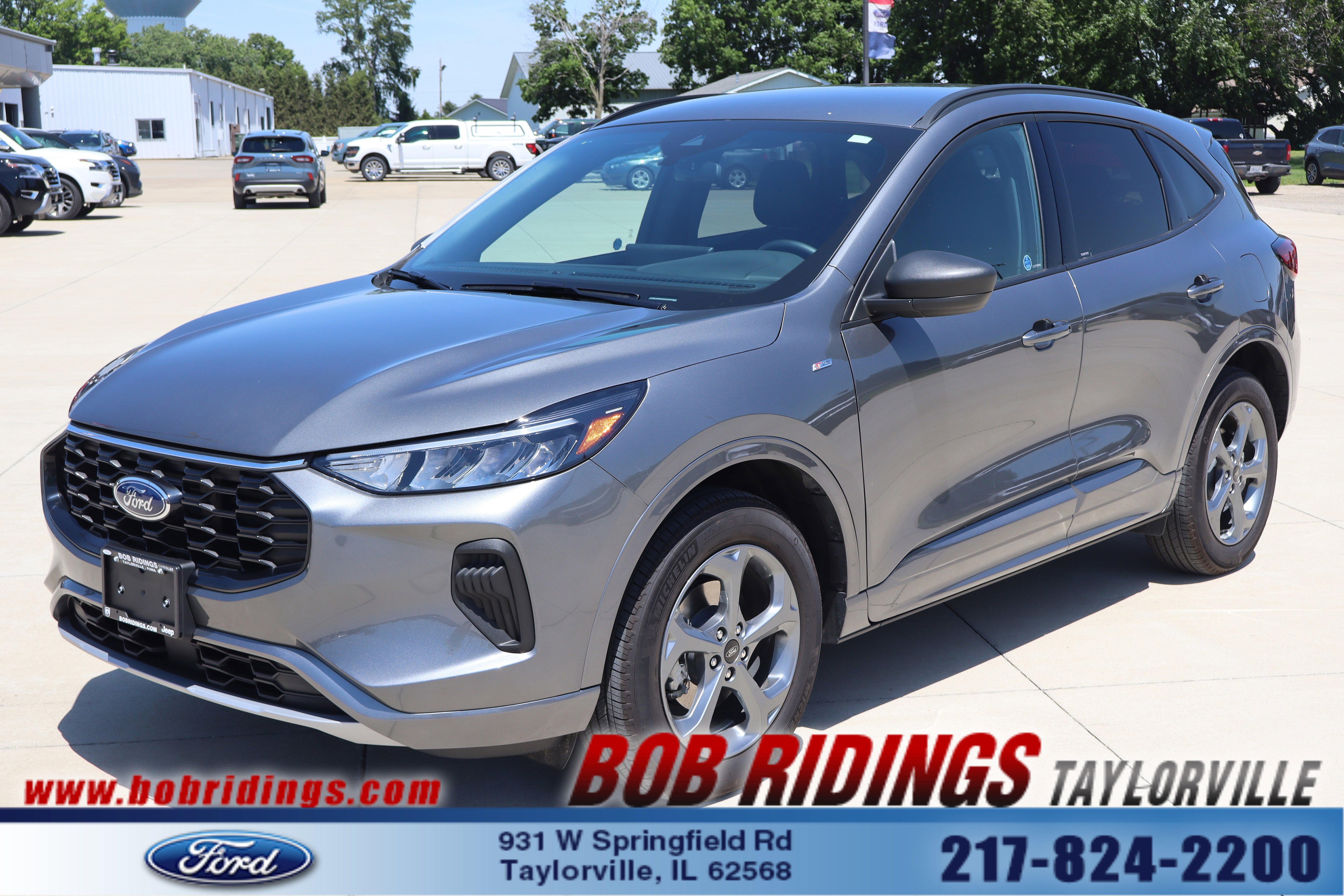 Used 2024 Ford Escape ST-Line w/ Tech Pack #1 AWD/4WD image 1