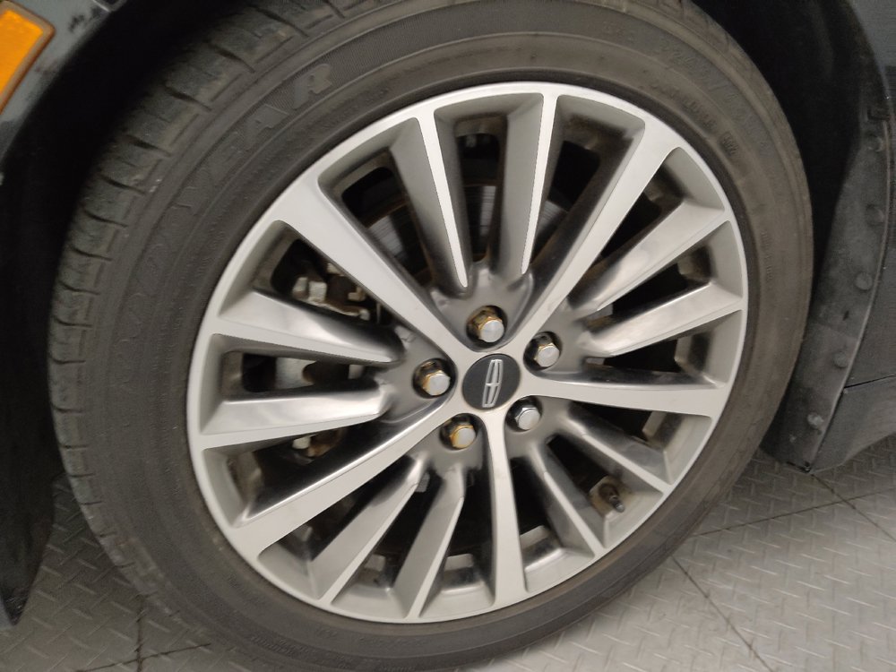 Used 2018 Lincoln MKZ Select w/ Technology Package FWD image 31