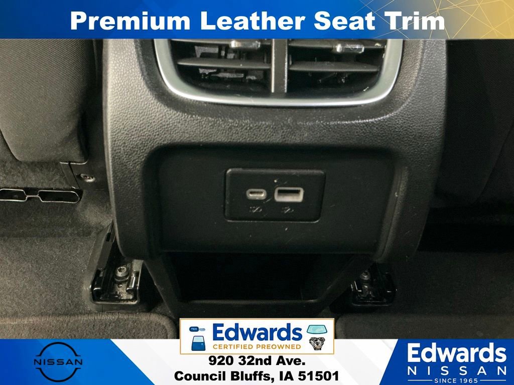 Used 2022 Chevrolet Blazer LT AWD/4WD image 16