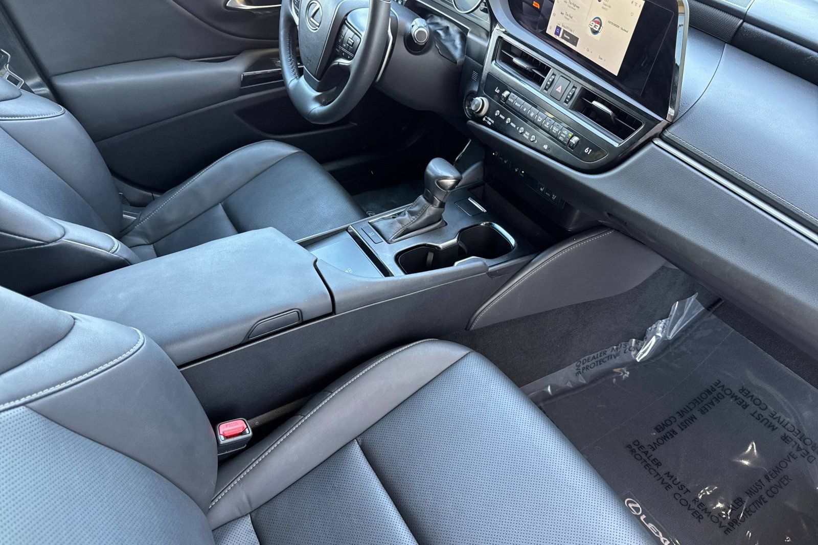 Certified 2024 Lexus ES 350 w/ Premium Package FWD image 18