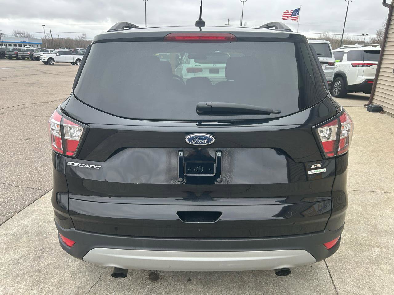 Used 2018 Ford Escape SE image 5