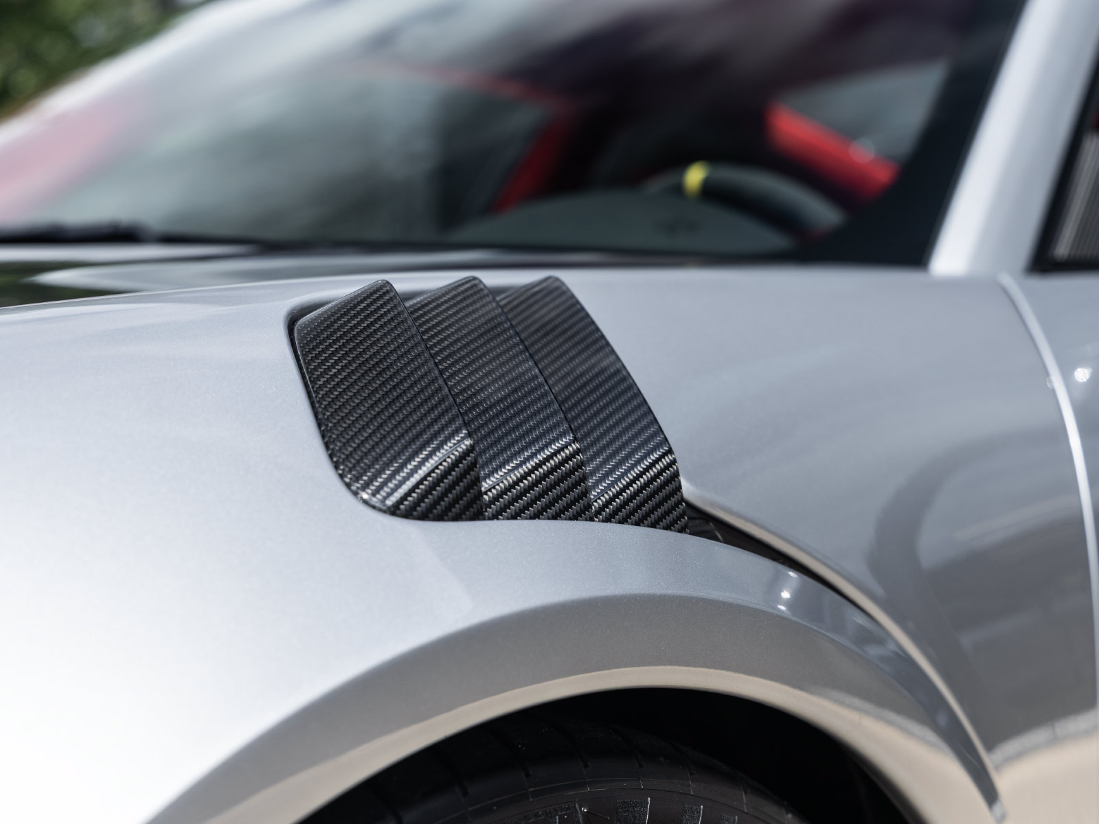 Certified 2018 Porsche 911 GT2 RS RWD image 32