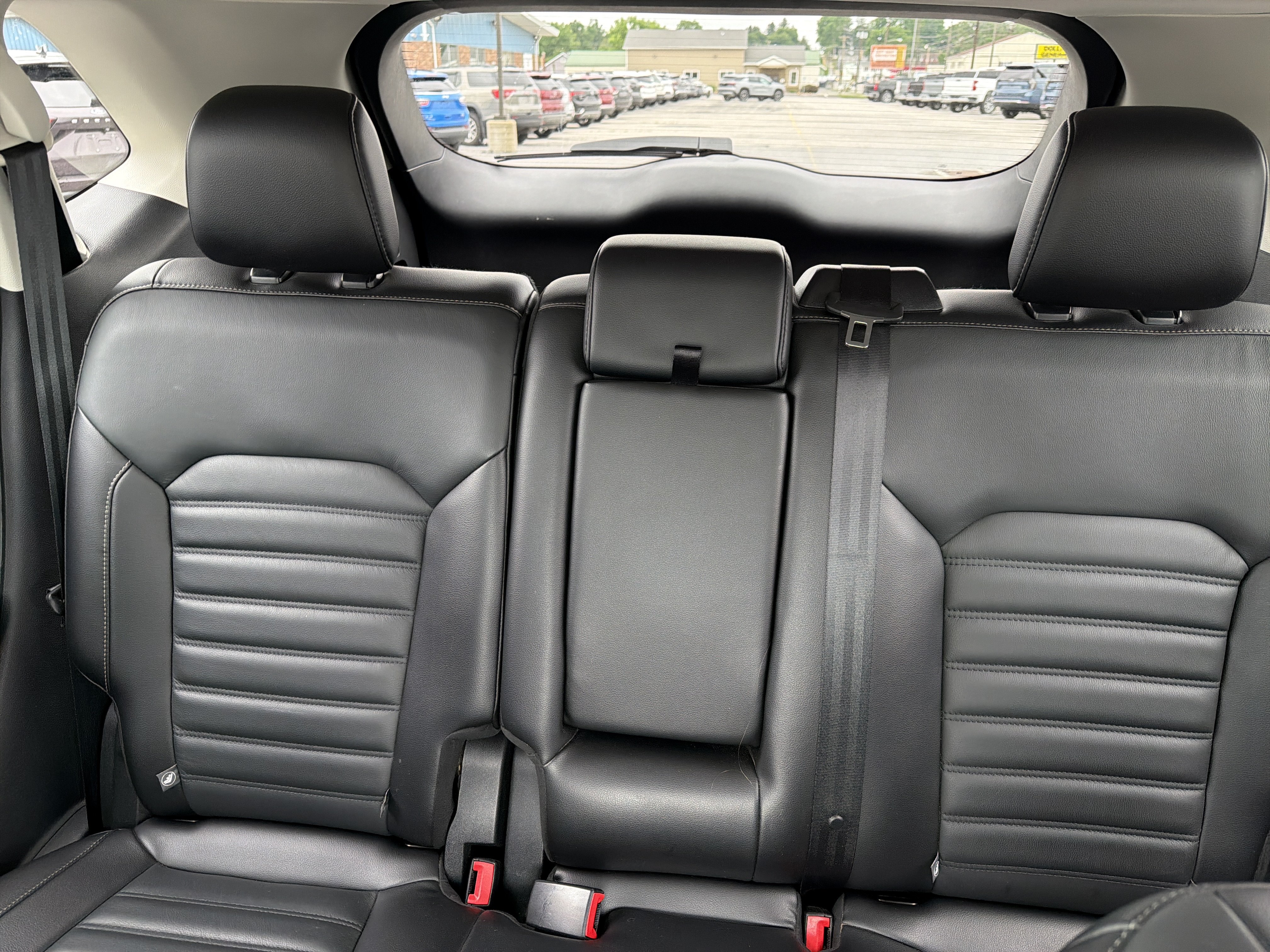 Used 2017 Ford Edge SEL w/ Equipment Group 201A AWD/4WD image 25