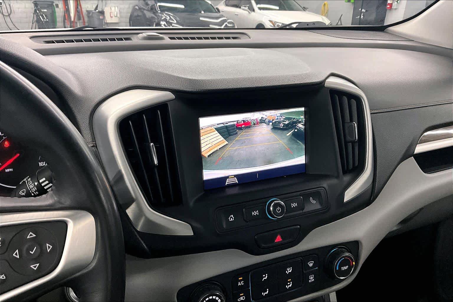 Used 2020 GMC Terrain SLE FWD image 26