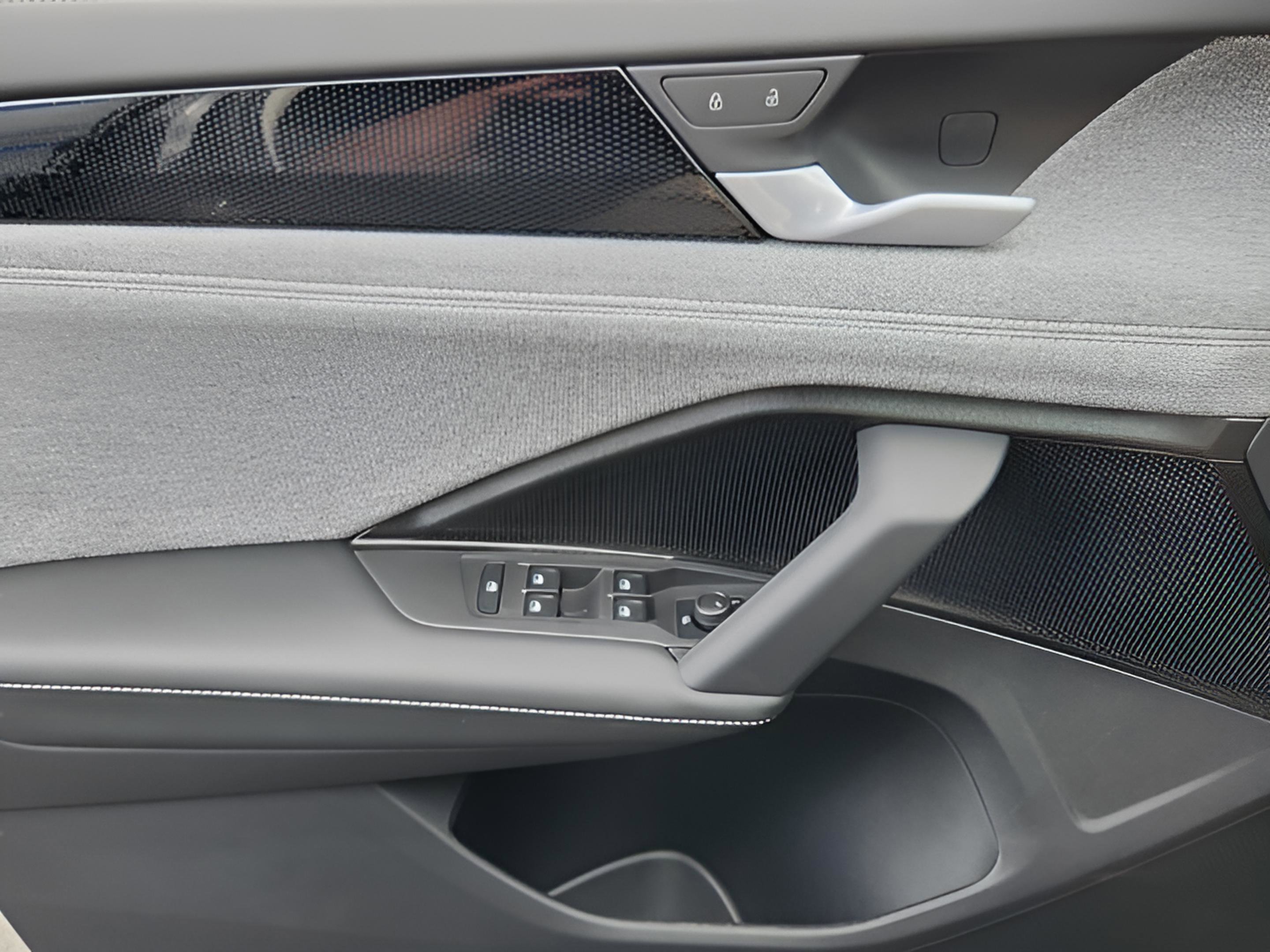 New 2025 Volkswagen Tiguan S image 20