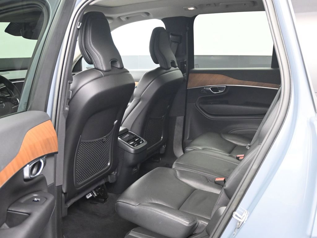 Used 2023 Volvo XC90 B6 Core w/ Climate Package image 10