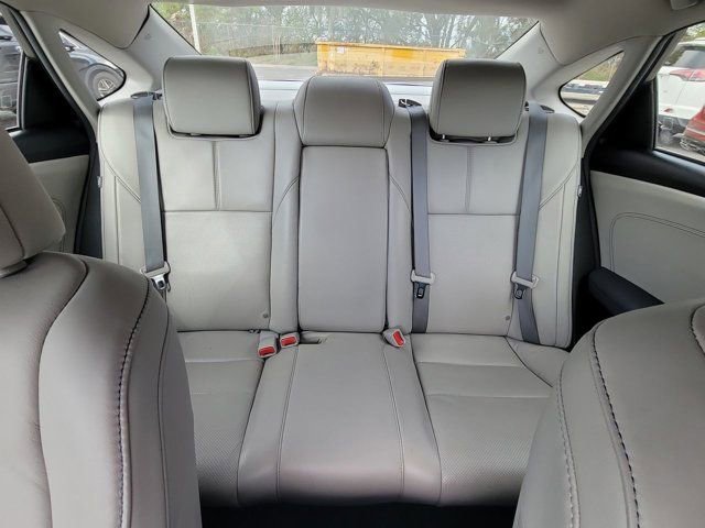 Used 2013 Toyota Avalon Limited image 5