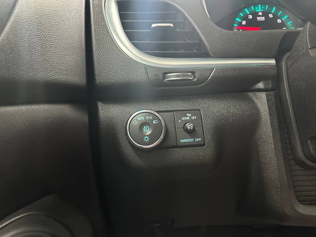 Used 2017 Chevrolet Traverse LT AWD/4WD image 37