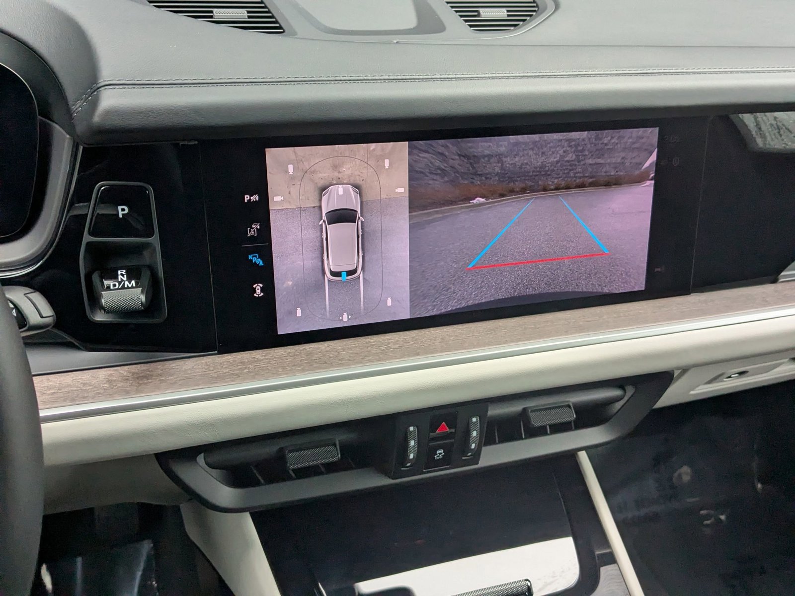 New 2026 Porsche Cayenne image 19