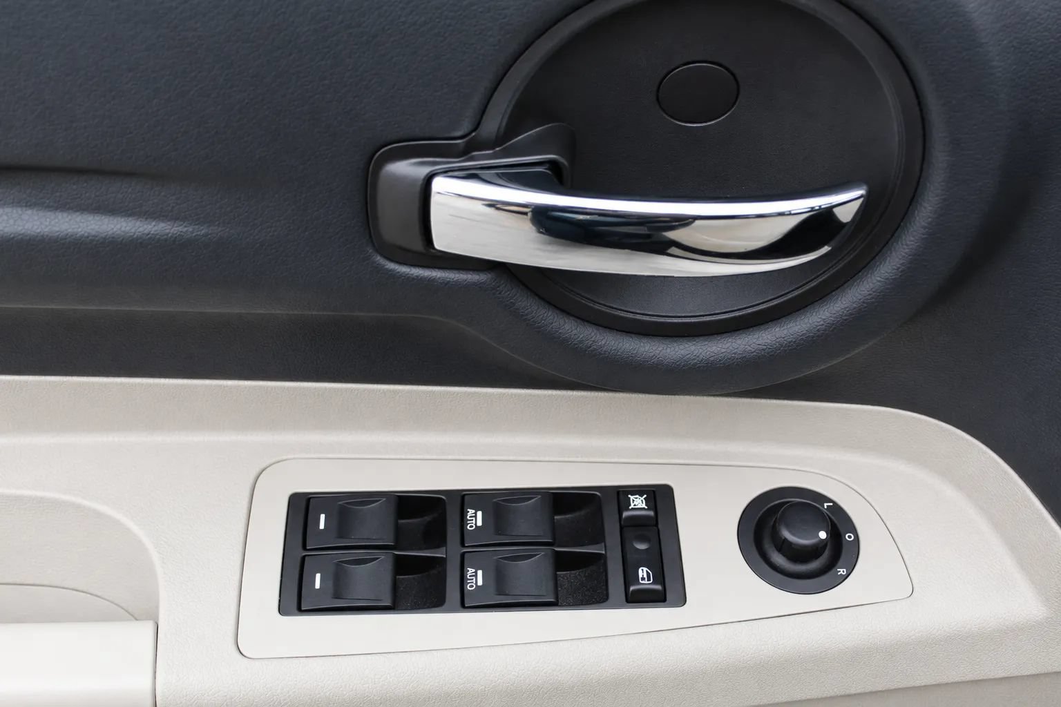 Used 2006 Dodge Magnum R/T w/ Convenience Group II AWD/4WD image 10