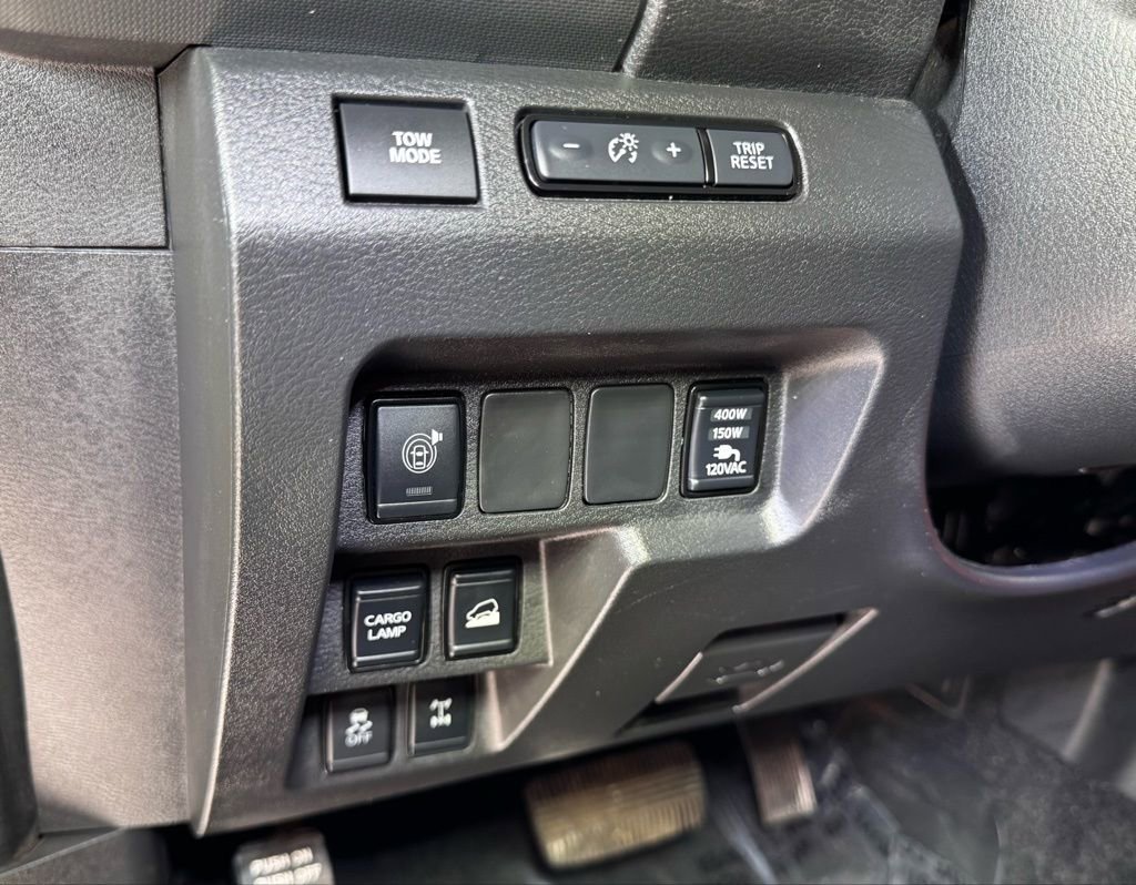 Used 2024 Nissan Frontier PRO-4X w/ Pro Premium Package image 23