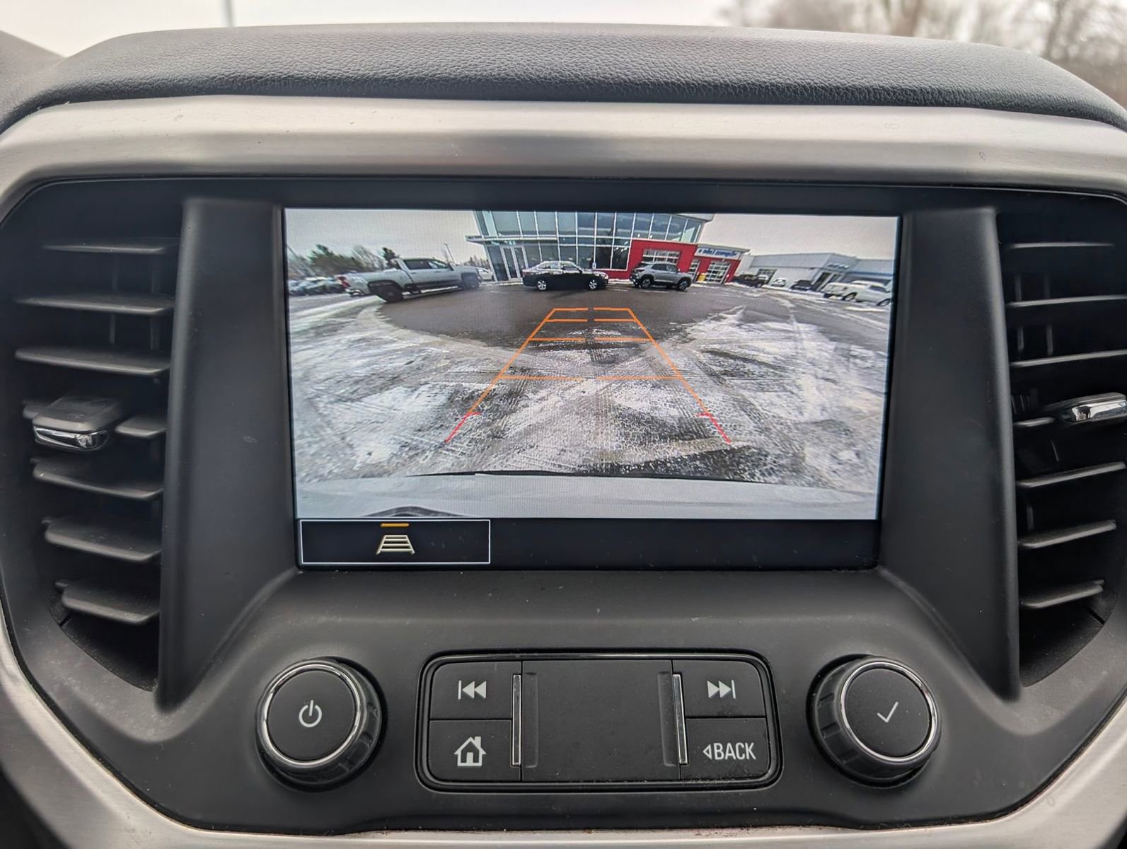 Used 2023 GMC Acadia SLT image 21