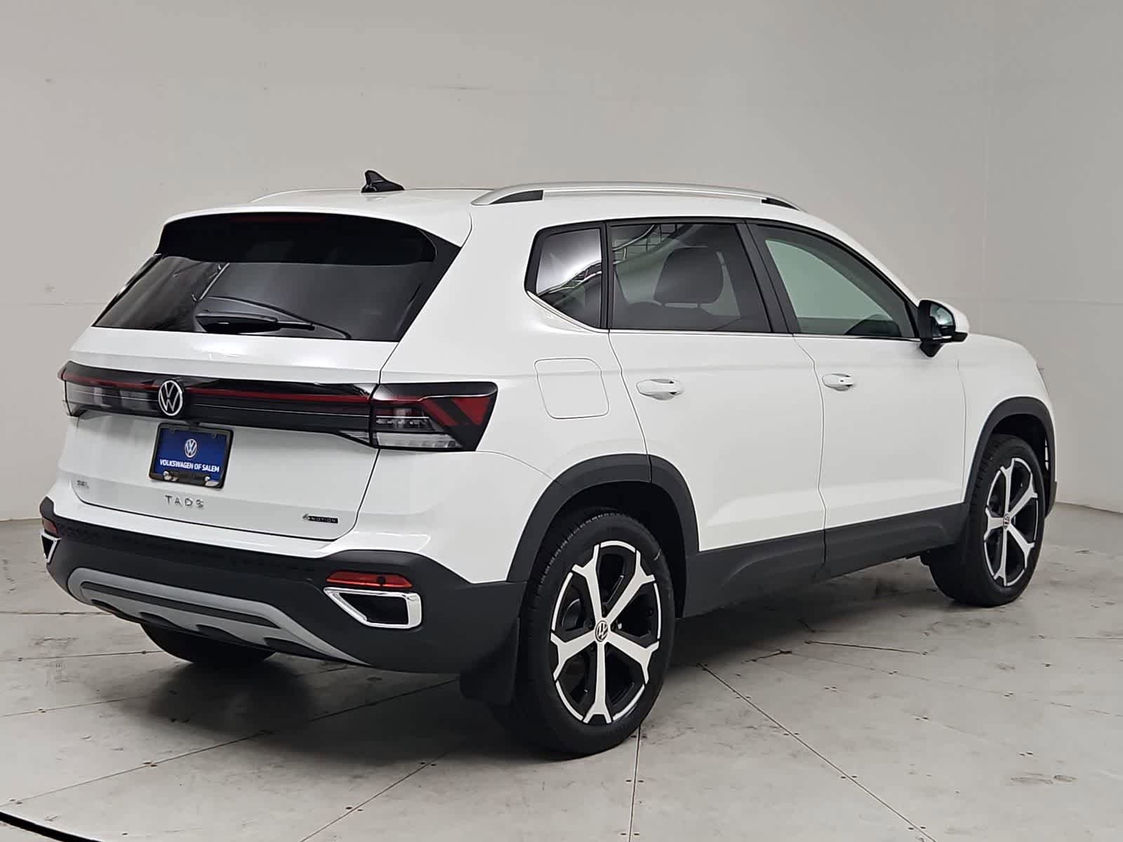 New 2026 Volkswagen Taos SEL AWD/4WD image 6