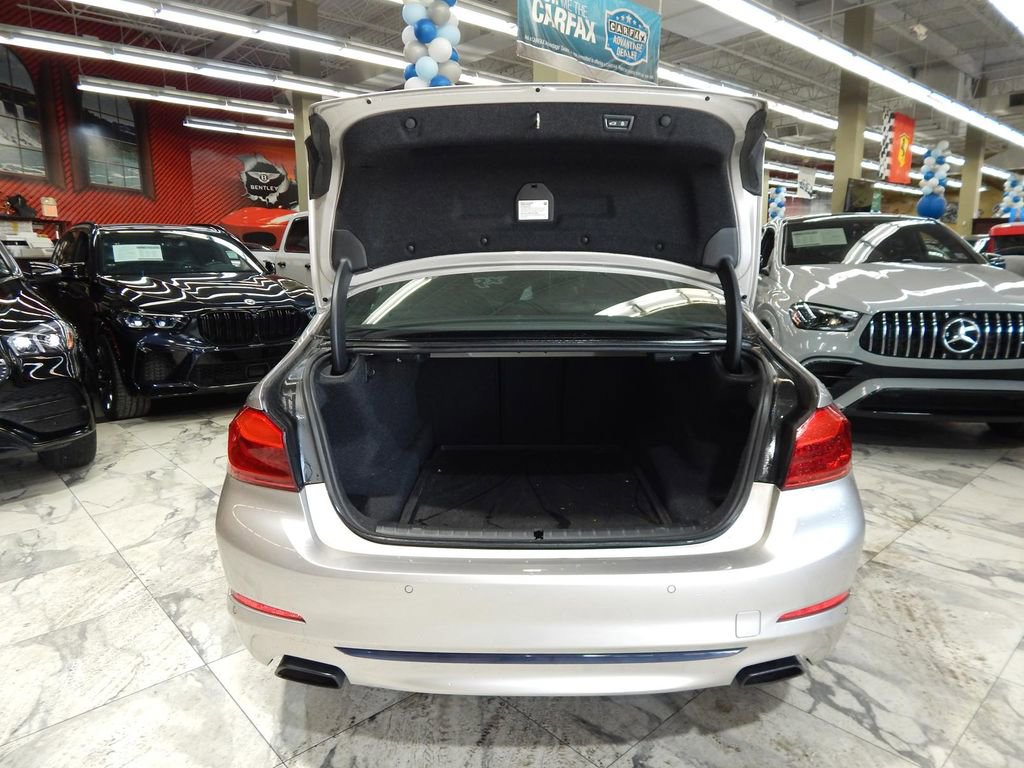 Used 2019 BMW 540i xDrive w/ Dynamic Handling Package image 6