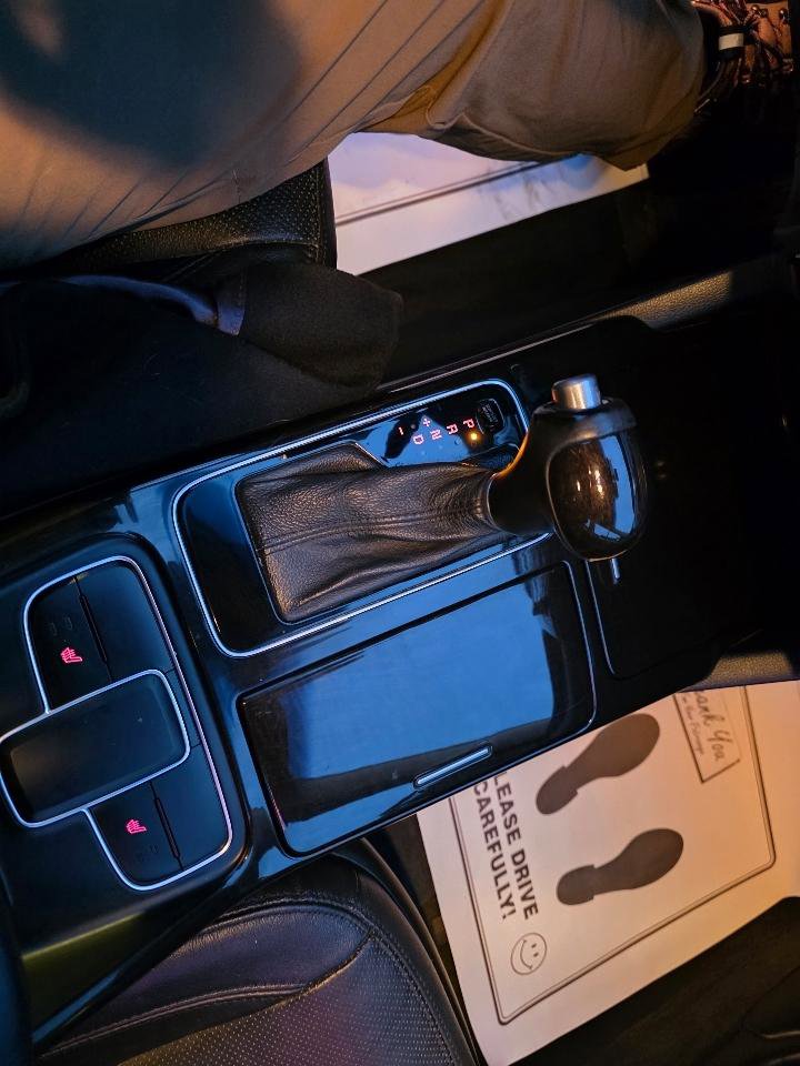 Used 2014 Kia Cadenza Premium image 36