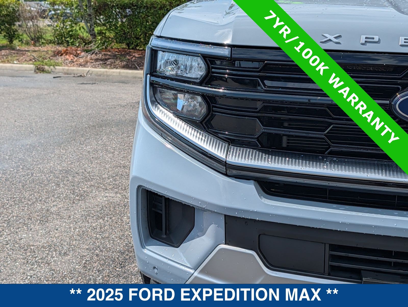 Certified 2025 Ford Expedition Max Platinum w/ Driver's Package AWD/4WD image 9