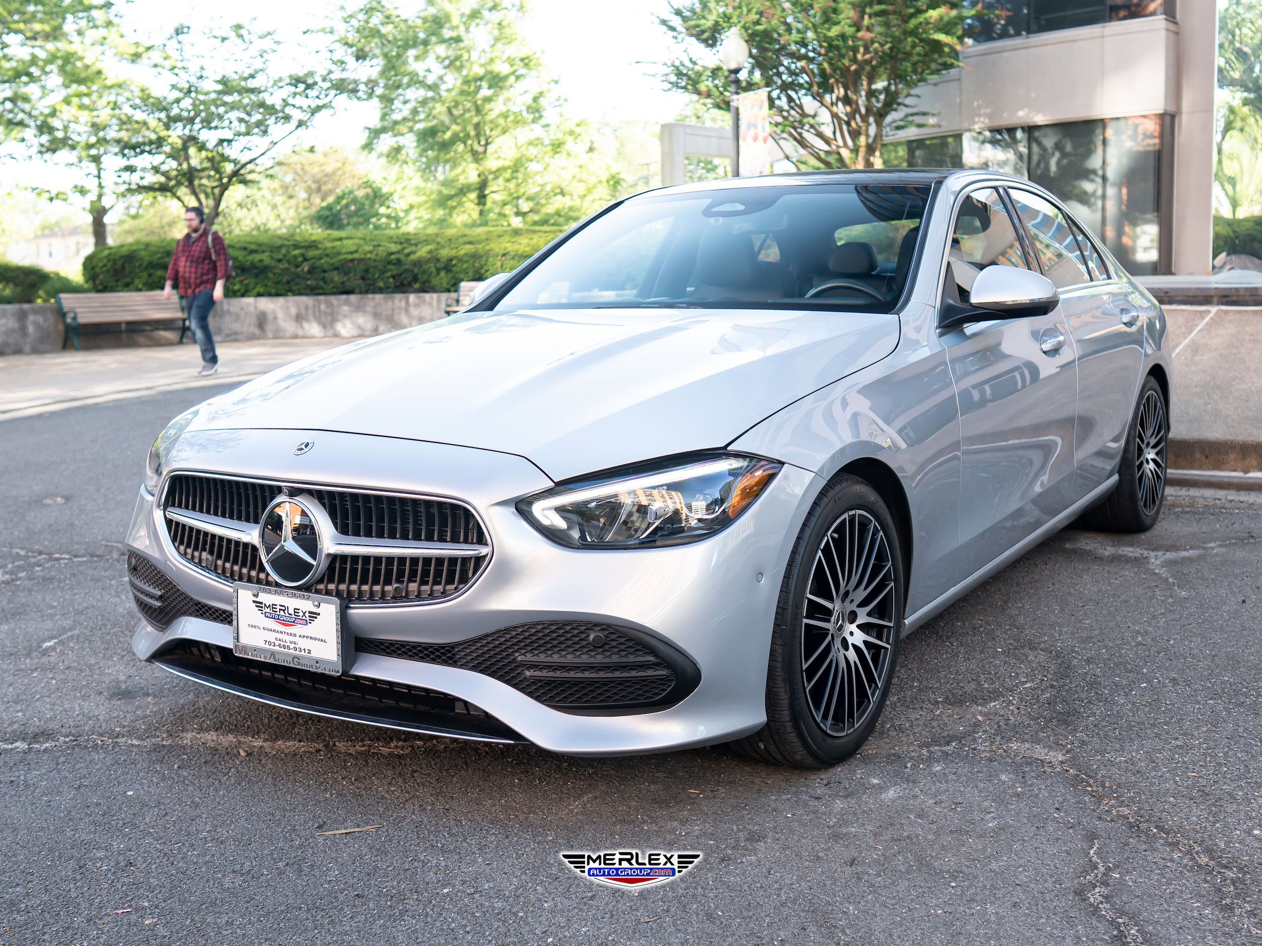 Used 2022 Mercedes-Benz C 300 4MATIC Sedan image 3