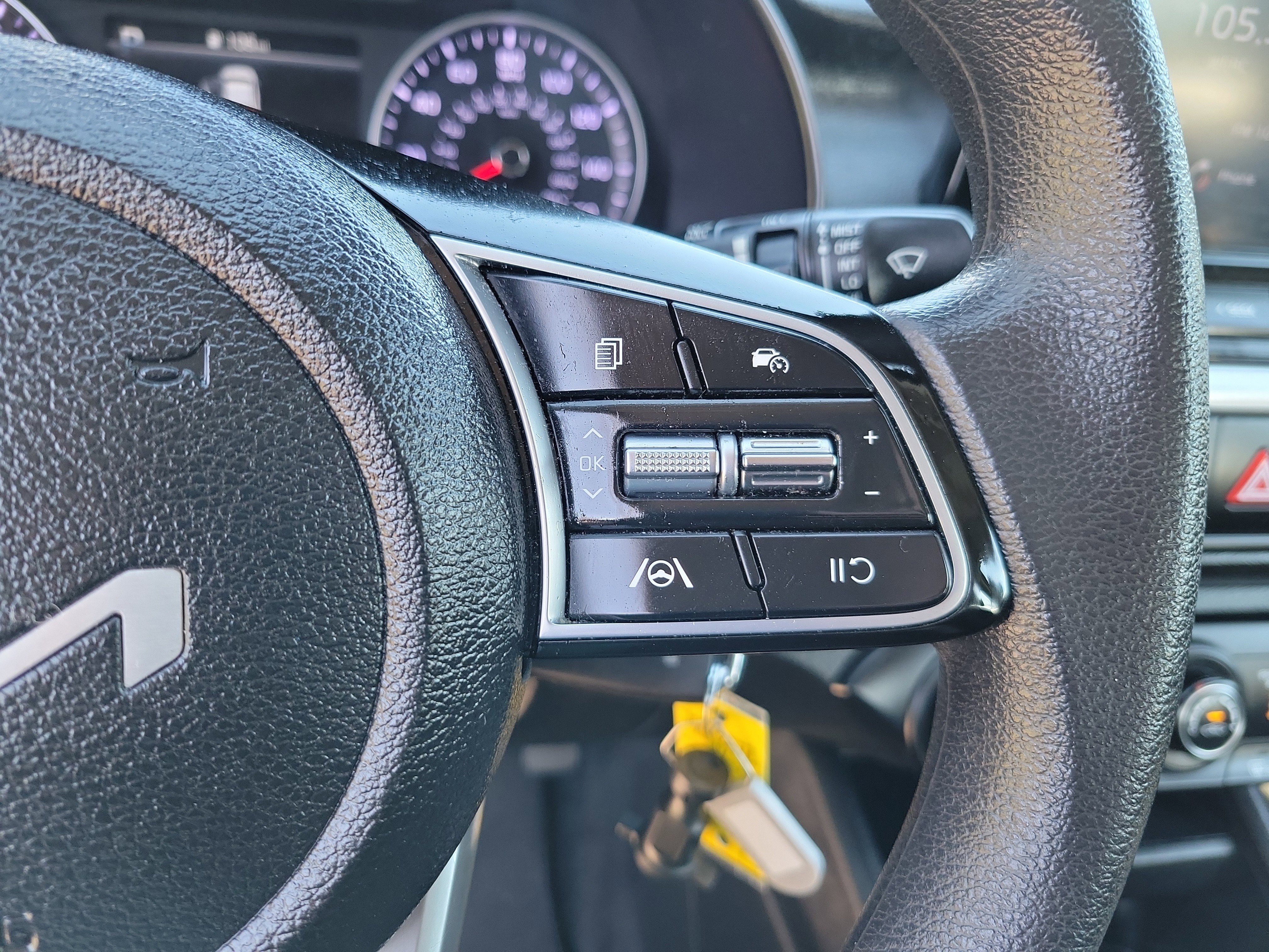 Used 2023 Kia Forte LXS FWD image 14