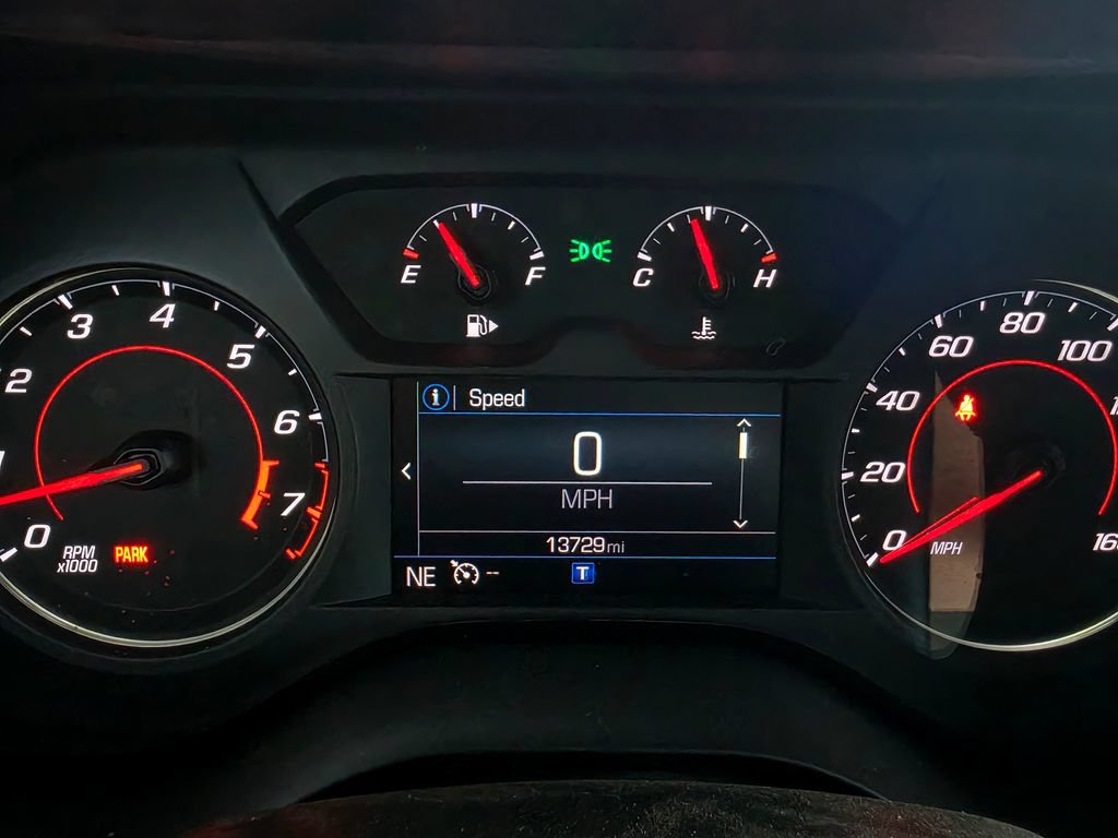 Used 2023 Chevrolet Camaro LT RWD image 25