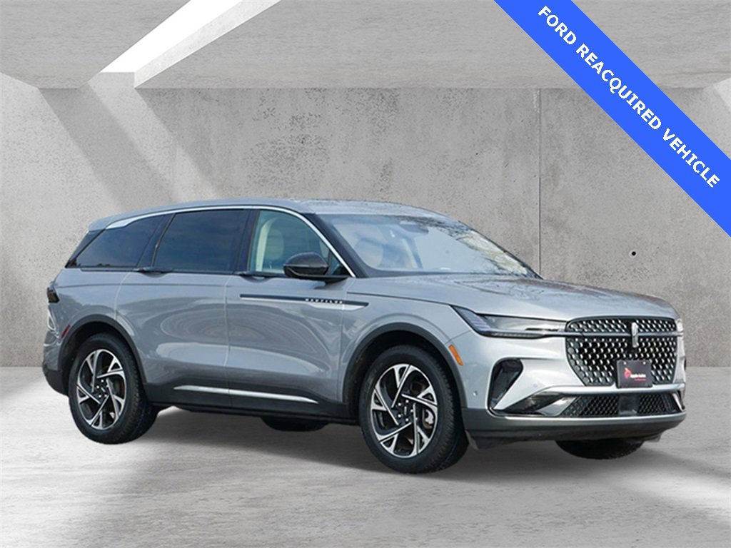 Used 2024 Lincoln Nautilus Premier w/ Equipment Group 102A video 1