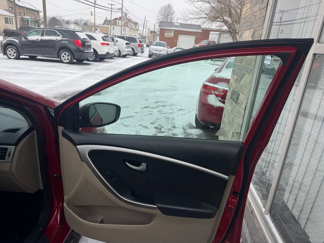 Used 2013 Hyundai Elantra GT w/ Touch & Go Pkg FWD image 23