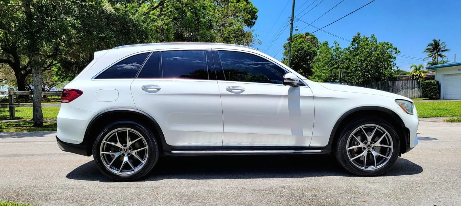 Used 2020 Mercedes-Benz GLC 300 image 10