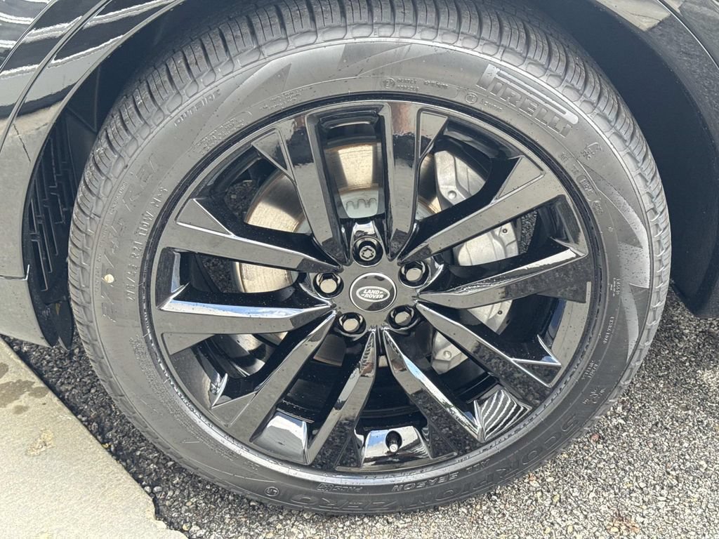 New 2026 Land Rover Discovery Dynamic SE AWD/4WD image 12