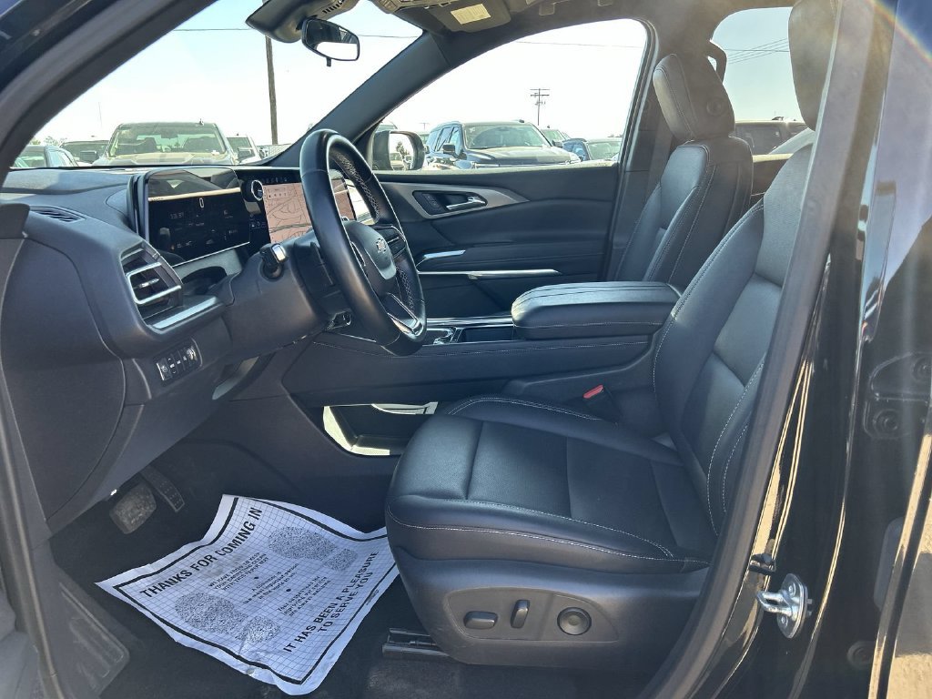 Certified 2025 Chevrolet Traverse LT AWD/4WD image 17