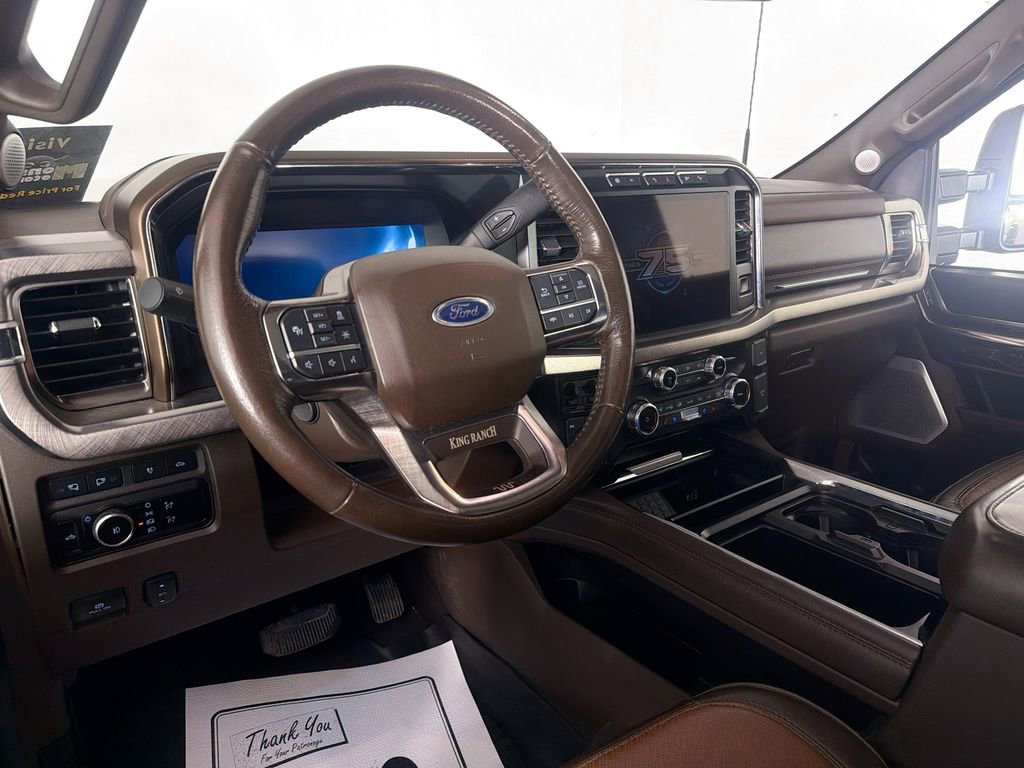 Used 2023 Ford F350 King Ranch w/ FX4 Off-Road Package image 9