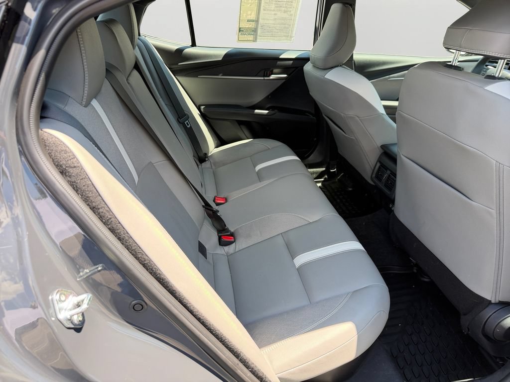 Used 2026 Toyota Camry SE FWD image 13