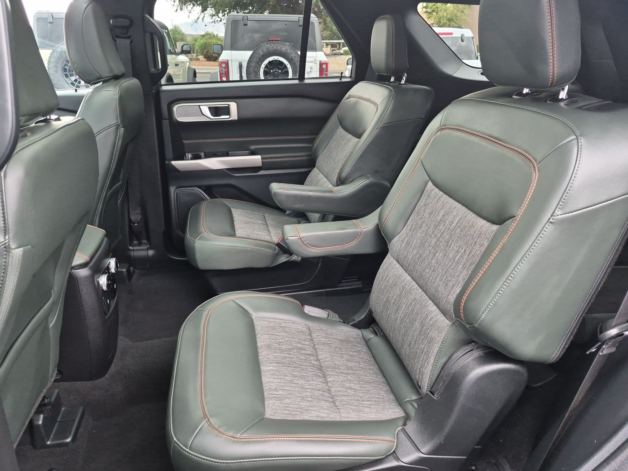 Certified 2024 Ford Explorer Timberline w/ Timberline Technology Package AWD/4WD image 30