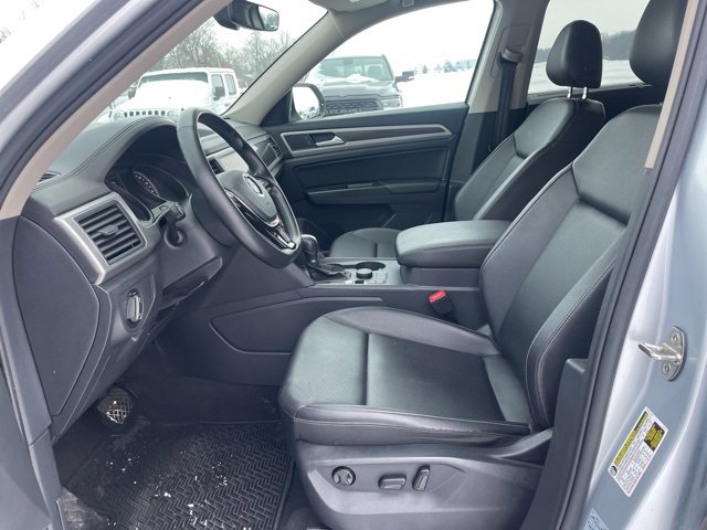 Used 2019 Volkswagen Atlas SE w/ Towing Package image 12