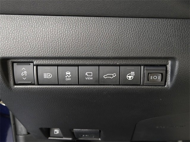 Used 2021 Toyota Venza Limited image 38