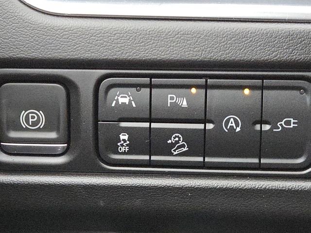 Used 2021 Chevrolet Tahoe Premier w/ Premium Package image 15