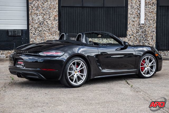 Used 2017 Porsche 718 Boxster S image 5